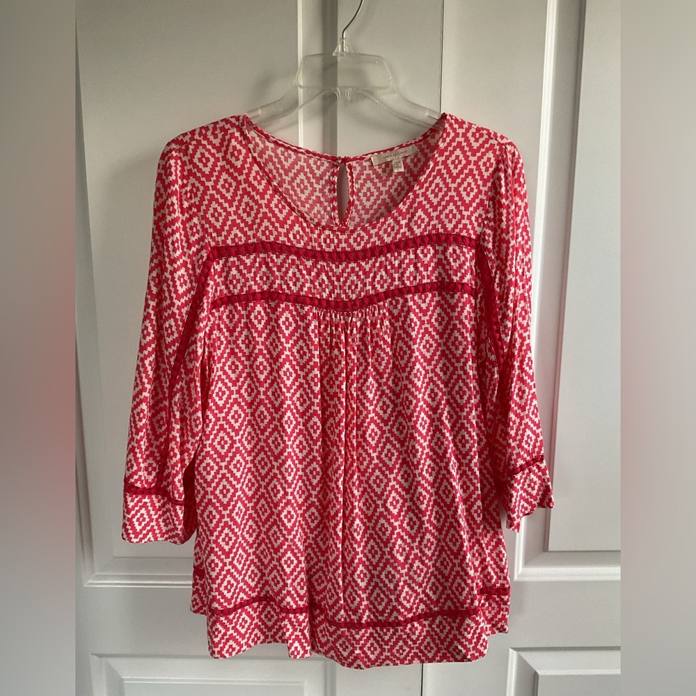 SKIES ARE BLUE | Coral & White 3/4 Sleeve Blouse | Size L
